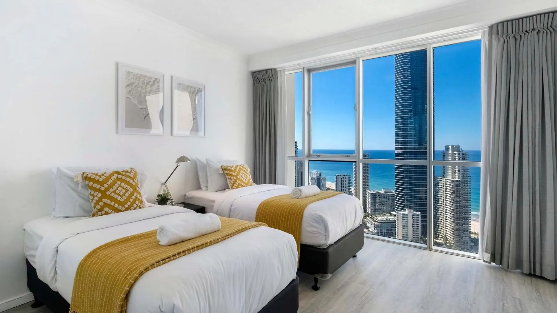 Self Contained Apartments At Chevron Renaissance - Privately Managed - Wow Stay Gold Coast 0*,  Australia