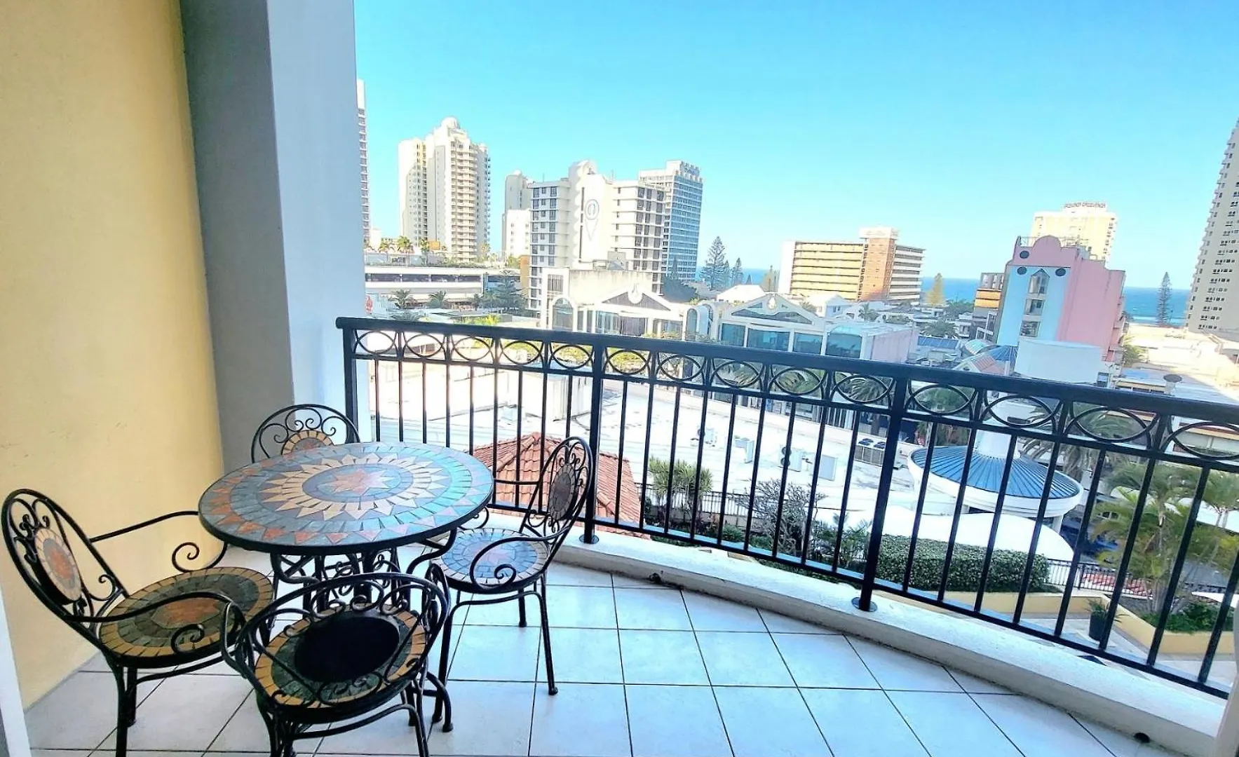 Self Contained Apartments At Chevron Renaissance - Privately Managed - Wow Stay Gold Coast 0*,